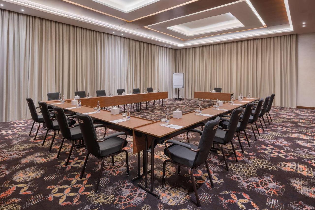 Radisson Khaimah Marjan Island منتجع 4*