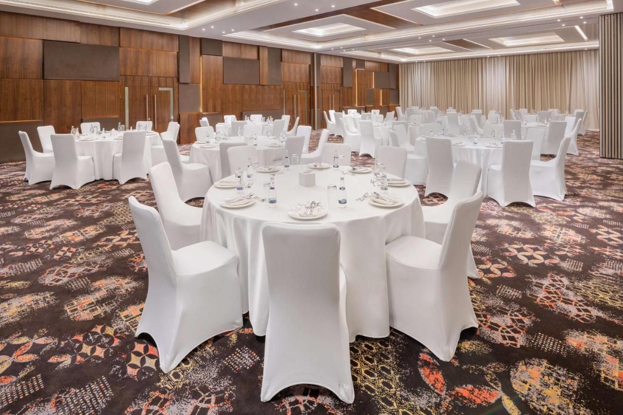 Radisson Khaimah Marjan Island منتجع رأس الخيمة