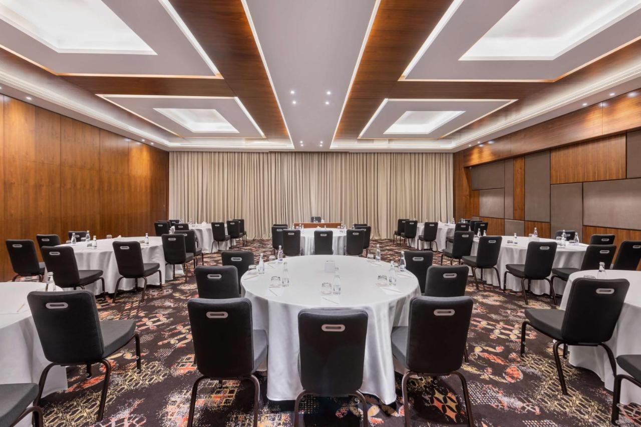منتجع Radisson Khaimah Marjan Island