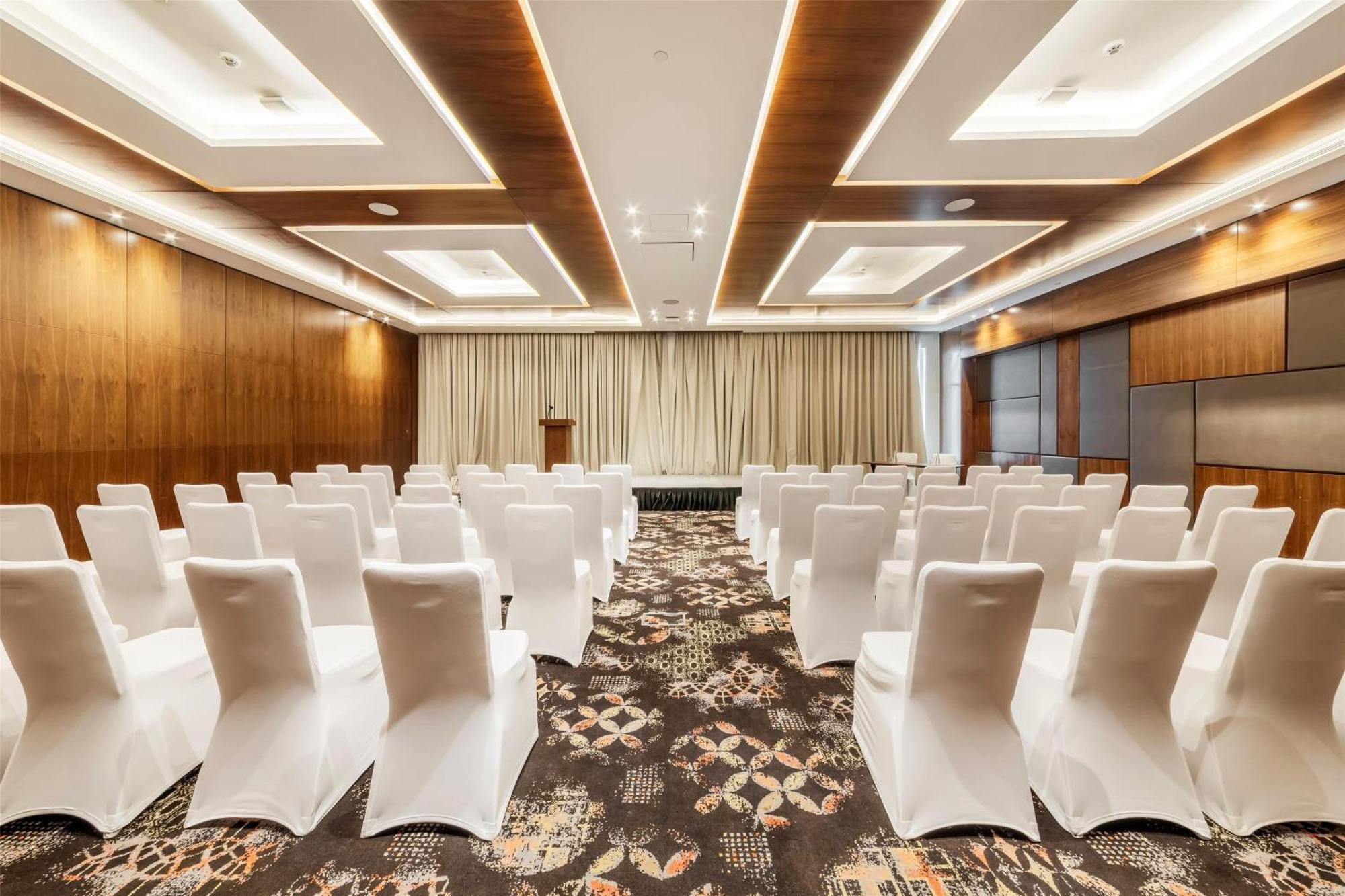 Radisson Khaimah Marjan Island